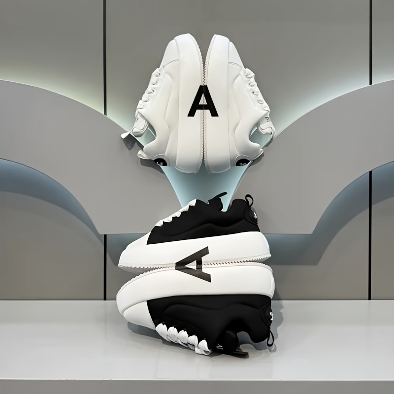 أحذية رجالية كاجوال بيضاء منخفضة القمة - قماش ميكروفايبر قابل للتنفس، نعل مطاطي مانع للانزلاق، راحة على مدار العام للملابس الكاجوال والأنشطة الخارجية، تصميم رياضي | نعل مطاطي متين