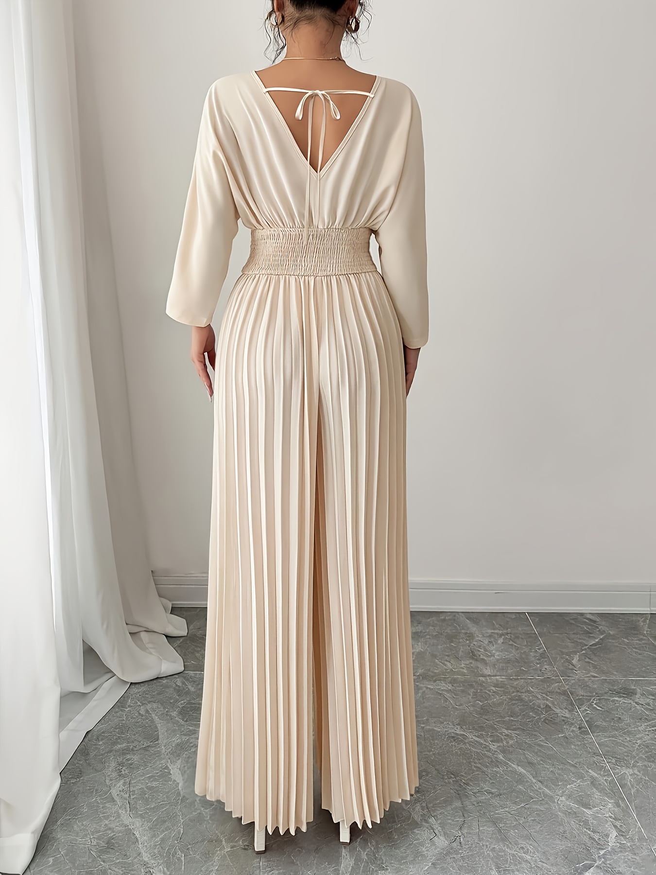 بدلة نسائية أنيقة بلون البيج برقبة على شكل V وساق واسعة - أكمام خفاشية مقاومة للتجاعيد وإغلاق ربطة خلفية - بدلة بنطلون أنيقة للأعراس والحفلات والأعمال - ملابس لفصول الربيع والصيف والخريف (بدون مرونة، تصميم مخصص), فساتين ضيوف الزفاف للنساء, فساتين للنساء أنيقة وفاخرة, فساتين ضيوف الزفاف للنساء, فساتين للنساء لضيوف الزفاف, فساتين الحفلات للنساء, فساتين أنيقة للنساء بأناقة, بذلة نسائية أنيقة وكلاسيكية, فساتين رسمية للنساء, أزياء ضيوف الزفاف للنساء, فساتين سهرة أنيقة للنساء, - الصورة 6