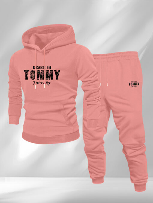 ⁦طقم رجالي مريح من الصوف المخملية - "Tommy" مطبوع عليه، كم طويل، رباط، نمط كاجوال، نقش هندسي، قصة عادية، مثالي للخريف/الشتاء، ملابس كاجوال | سويت شيرت بغطاء للرأس | قماش صوفي، Tommy Fleece، بدلة/ملابس رجالية، فستان رياضي رجالي، طقم فستان رياضي للرجال⁩ - الصورة ⁦4⁩