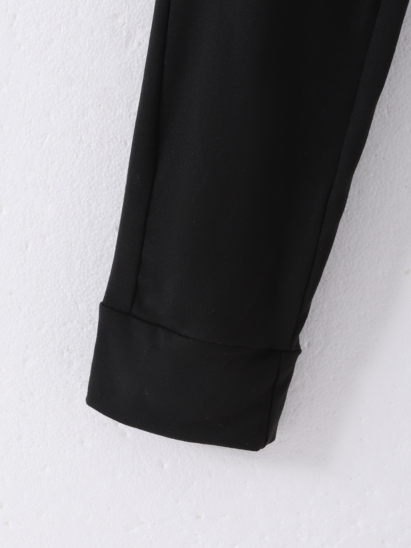 ست نسائي من 2 قطع، هودي بتصميم حروف ديزني وبنطلون رياضي برقبة مستديرة للخريف/الشتاء