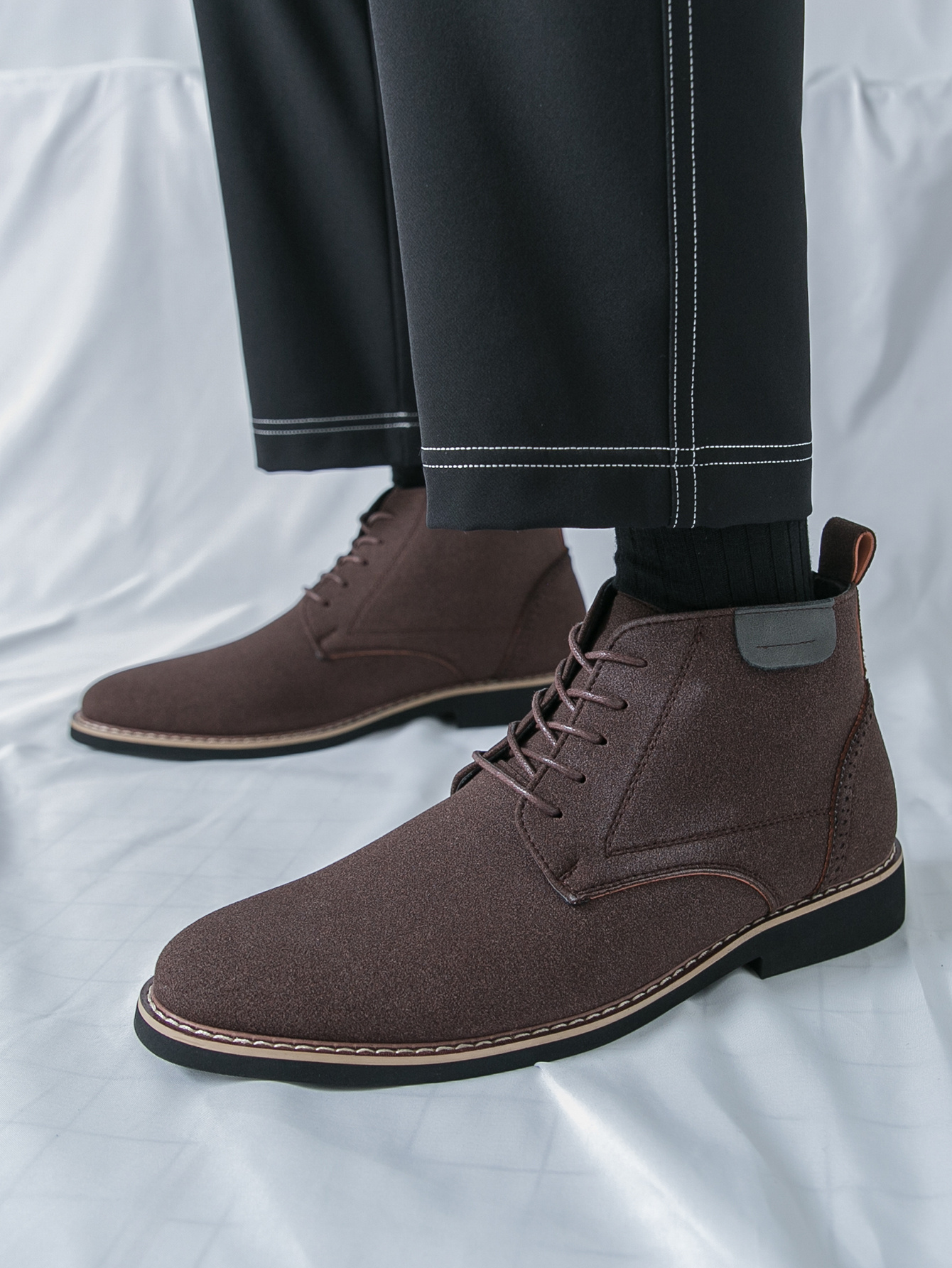 أحذية رجالية رياضية رسمية - نعل مطاطي مضاد للانزلاق، بني للاستخدام اليومي والمكتب والحفلات - أحذية أوكسفورد متينة لكل الفصول، تصميم أنيق وحرفية عالية الجودة، مريحة وعصرية للموظفين