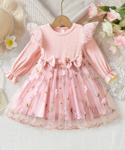 فستان عيد الميلاد الأول للطفلة مع تطريز زهور ثلاثية الأبعاد وتنورة تول مكشكشة - أكمام طويلة بلون وردي ناعم، ملابس حفلات وزفاف للضيوف، تنورة متدرجة تشبه الدانتيل (غسل يدوي/تنظيف جاف)