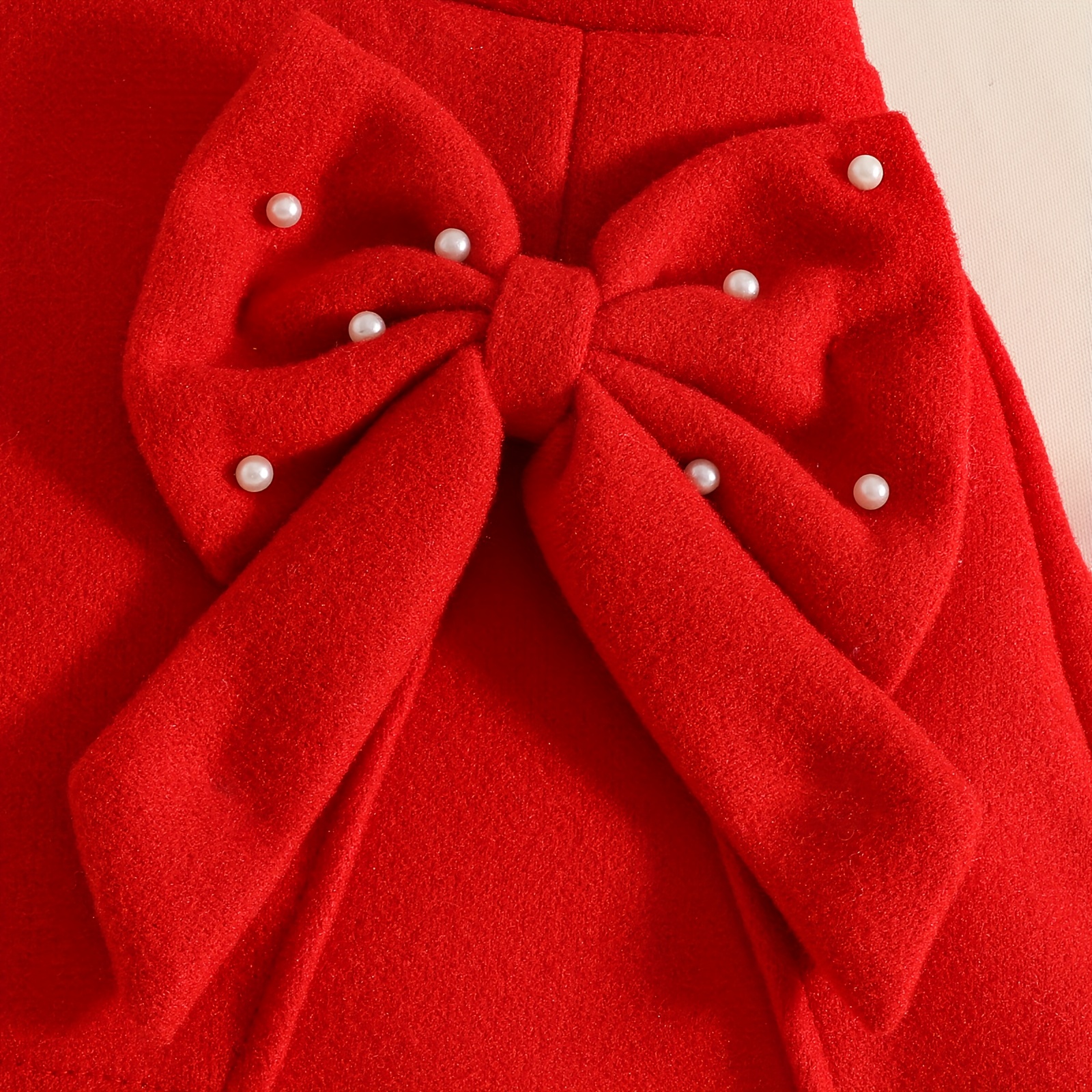 3 قطع مجموعة ملابس أنيقة للبنات من التويد مع بلوزة بأكمام مكشكشة، تنورة على شكل حرف A وقبعة مزينة باللؤلؤ والفيونكة - ملابس شتوية ناعمة باللون الوردي للأطفال حتى 12 شهرًا، فستان متعدد الطبقات قابل للغسل يدويًا للاستخدام اليومي والمناسبات الخاصة، قميص بأكمام طويلة وياقة نصف دائرية مع حواف مكشكشة، تنورة صلبة باللون الوردي على شكل حرف A مع تفاصيل فيونكة، قبعة متطابقة، وتصميم متعدد الطبقات لارتداء الخريف/الشتاء، مثالي لـ