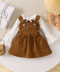 2 قطعة مجموعة ملابس شتوية: فستان بأكمام كشكشة لطيفة وفستان بتصميم A-Line مع حزام بني - رومبر طويل الأكمام ناعم ودافئ، ملابس قابلة للغسيل بالماكينة (0-6 أشهر) - طقم مريح من قطعتين، مثالي للخارج