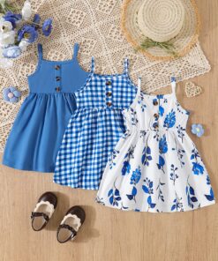 طقم من 3 قطع لفتيات: تنورة بحمالات وطباعة زهور + تنورة بحمالات بلون سادة وأزرار + فستان بحمالات ورقائق بأزرار ونقش مربعات