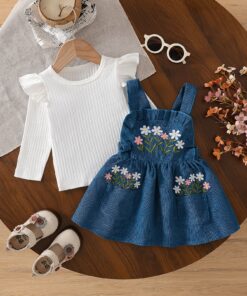 طقم بناتي من قطعتين: تيشيرت أنيق ولطيف ذو أكمام طويلة ورقبة مستديرة بزخارف خريفي/شتوية مع فستان بيتر بان الأزرق المكشوف من الأمام، مثالي للخروج