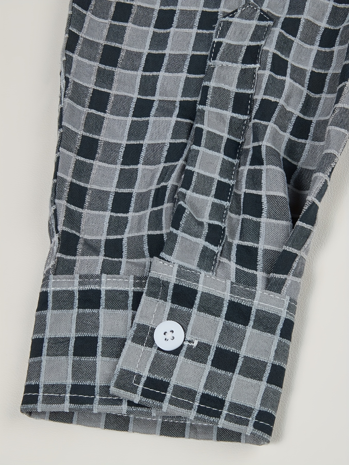 قميص رجالي كلاسيكي بتصميم شبكي - قميص بأزرار مع ياقة، أزرار أمامية وجيب واحد، قميص غير مطاطي للربيع/الخريف، مناسب للارتداء اليومي أو شبه الرسمي (قابل للغسيل في الغسالة)