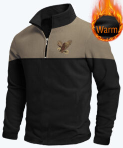 سترة رجالية نصف سحاب من الفليس مع ياقة قائمة وطباعة حروف جريئة - بلوفر شتوي دافئ للأنشطة الخارجية والسفر والارتداء اليومي - قابل للغسل في الغسالة، بيج وأسود (مقاس عادي)