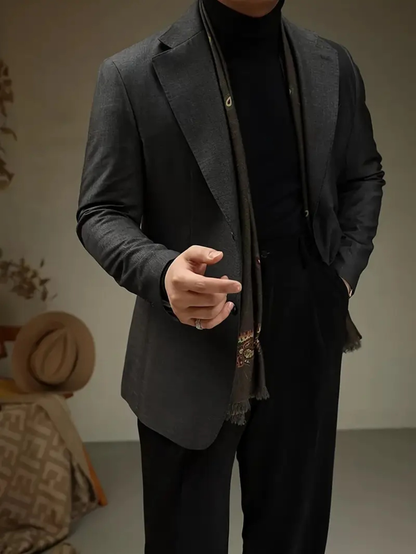 طقم سويتسرات رجالية كاجوال بياقة عالية محبوكة 3 قطع | لون موحد متعدد الاستخدامات، كم قصير، قماش مطاطي خفيف للخريف/الشتاء